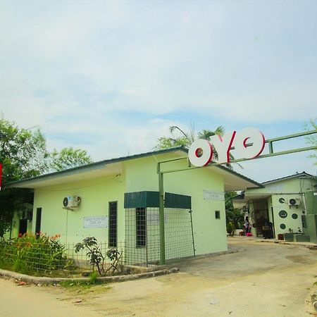 오요 1596 타만 홈스테이 샤리아 두마이 외부 사진